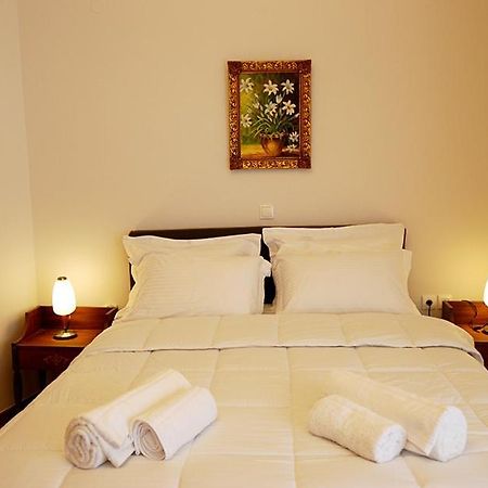 Heraklion Center Boutique 3 Bedroom Apartment Penelope Bagian luar foto