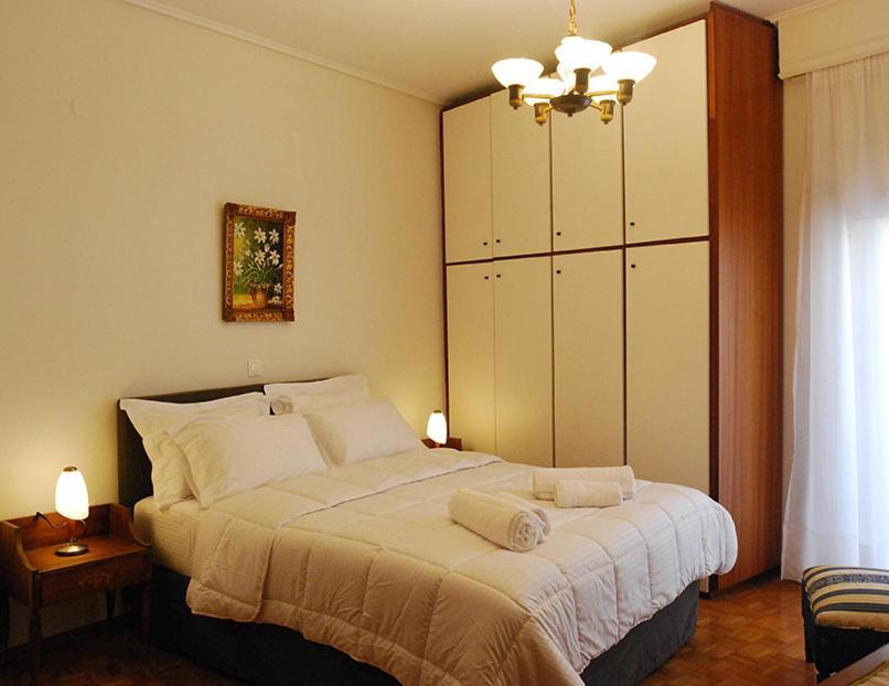 Heraklion Center Boutique 3 Bedroom Apartment Penelope Bagian luar foto