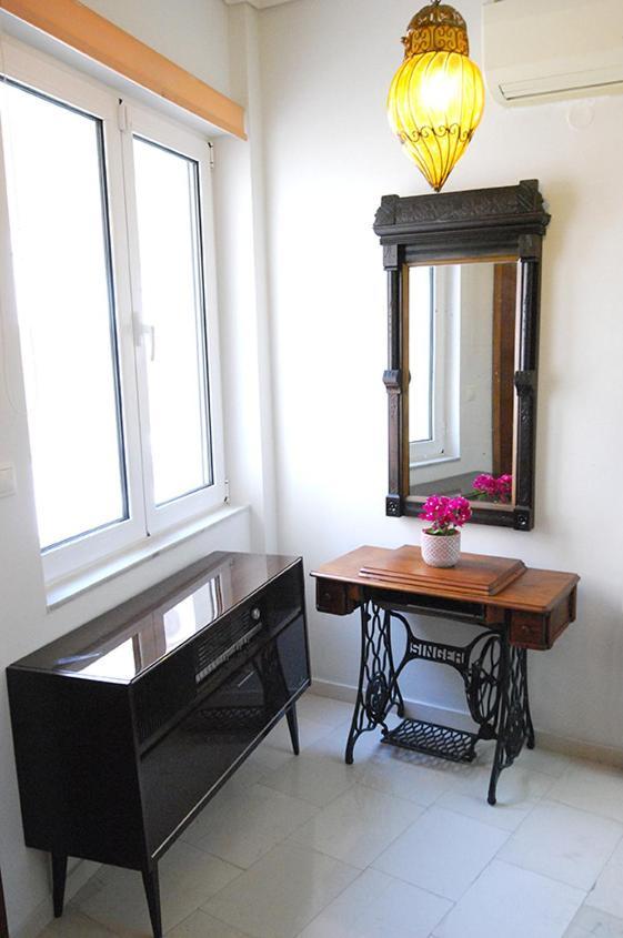 Heraklion Center Boutique 3 Bedroom Apartment Penelope Bagian luar foto