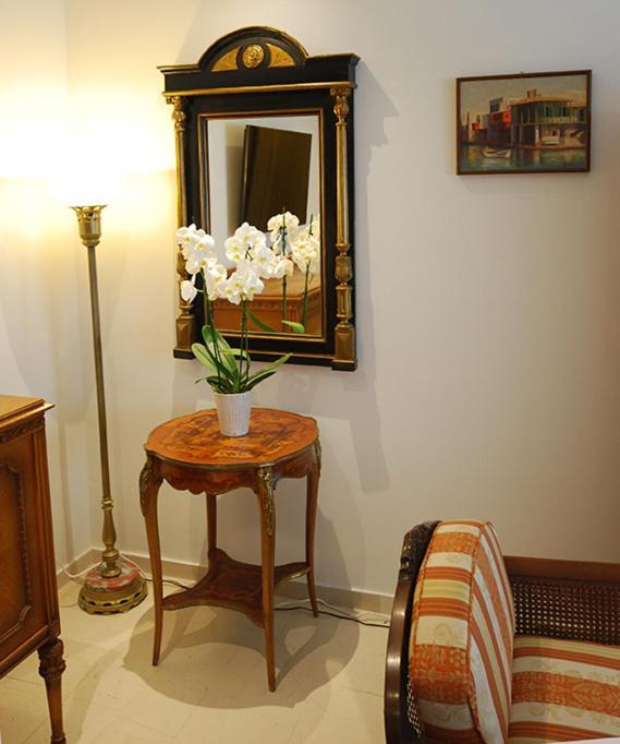 Heraklion Center Boutique 3 Bedroom Apartment Penelope Bagian luar foto